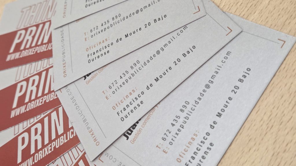 Tarjetas de visita de Orixe Publicidade con diseño corporativo y acabado profesional