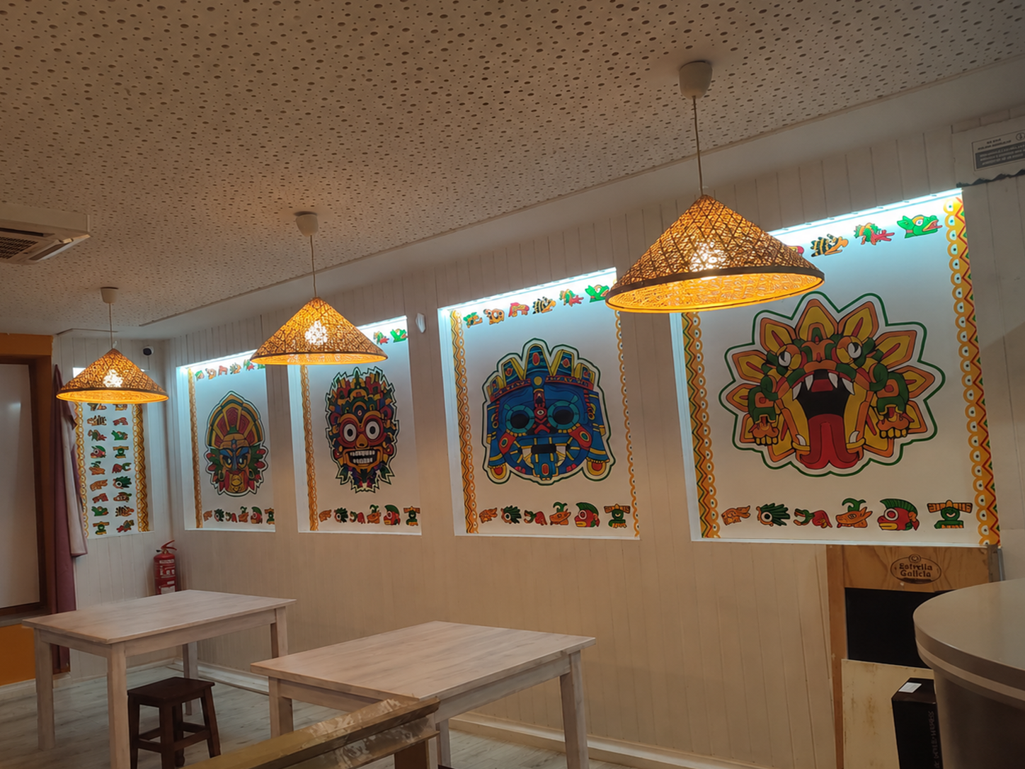 Decoración visual personalizada para restaurantes Decoración interior de restaurante en Ourense
