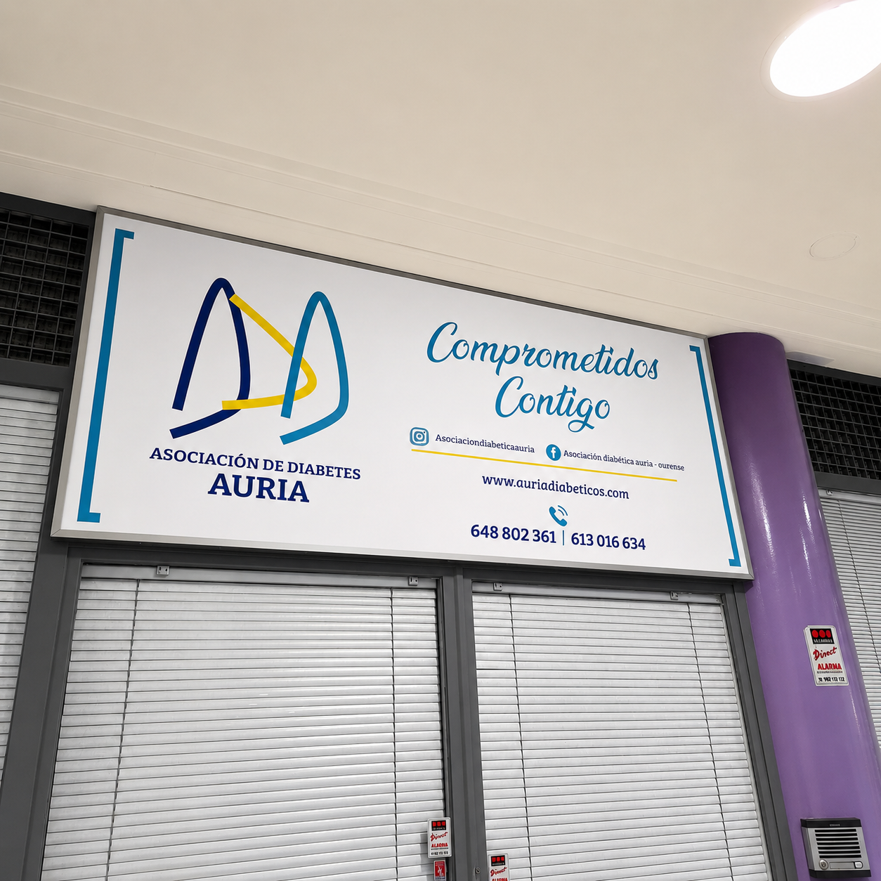 Cartel exterior corporativo para asociación Cartel corporativo exterior en Ourense