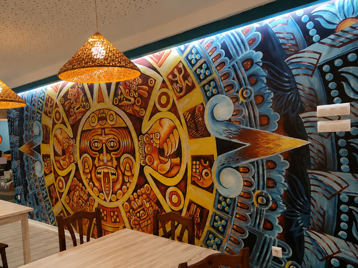 Mural decorativo de gran formato para restaurante Mural decorativo en restaurante de Ourense