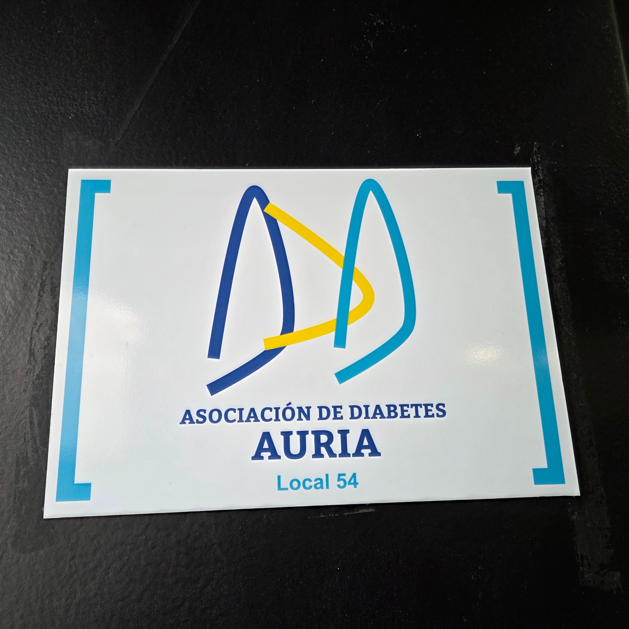 Cartelería en dibond personalizada para negocios Cartel en dibond realizado en Ourense